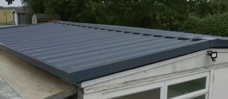 Rifacimento tetto con pannelli coibentati isolanti a Torino
